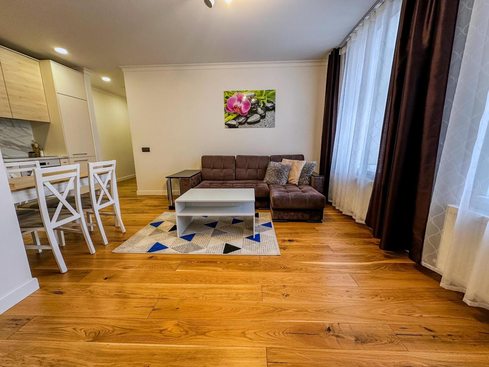 One Bedroom Promenade Apartment Riga Buitenkant foto