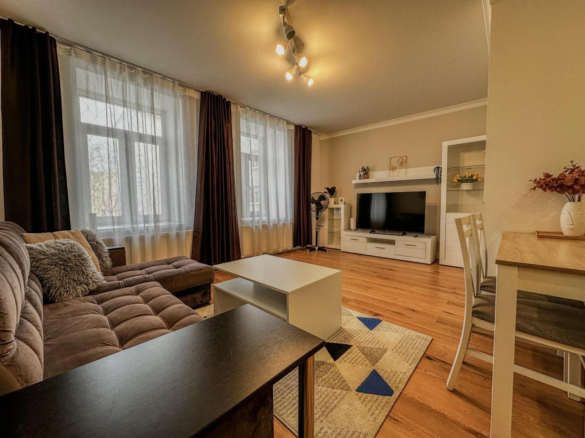 One Bedroom Promenade Apartment Riga Buitenkant foto
